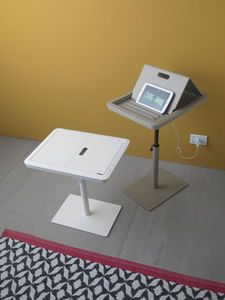 COMPAR - tablet - Table Basse Avec Plateau