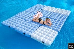Pigro Felice Inflatable pool lounger