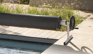 DEL -  - Pool Cover Roller