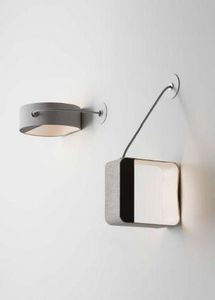 Designheure -  - Wall Lamp