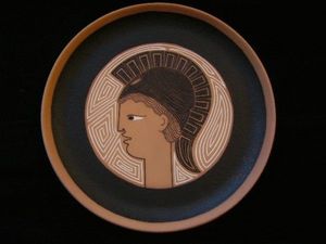 SYLVIA POWELL DECORATIVE ARTS - athena (minerve) - Decorative Platter