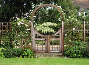 Stuart Garden Architecture - moon - Gartentor